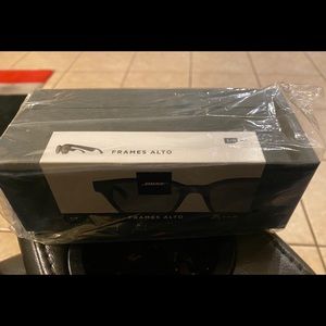 Bose headphones with Bluetooth